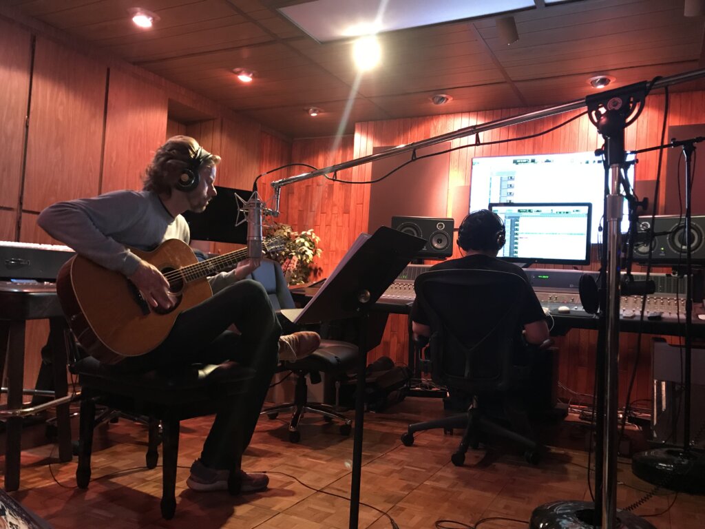 James Nash recording at Rick Barretta's Flight Studios. Photo by Jay Middleton.